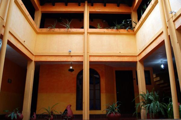 Hotel Plaza Santo Domingo San Cristóbal de Las Casas Eksteriør bilde