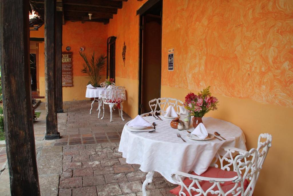 Hotel Plaza Santo Domingo San Cristóbal de Las Casas Eksteriør bilde