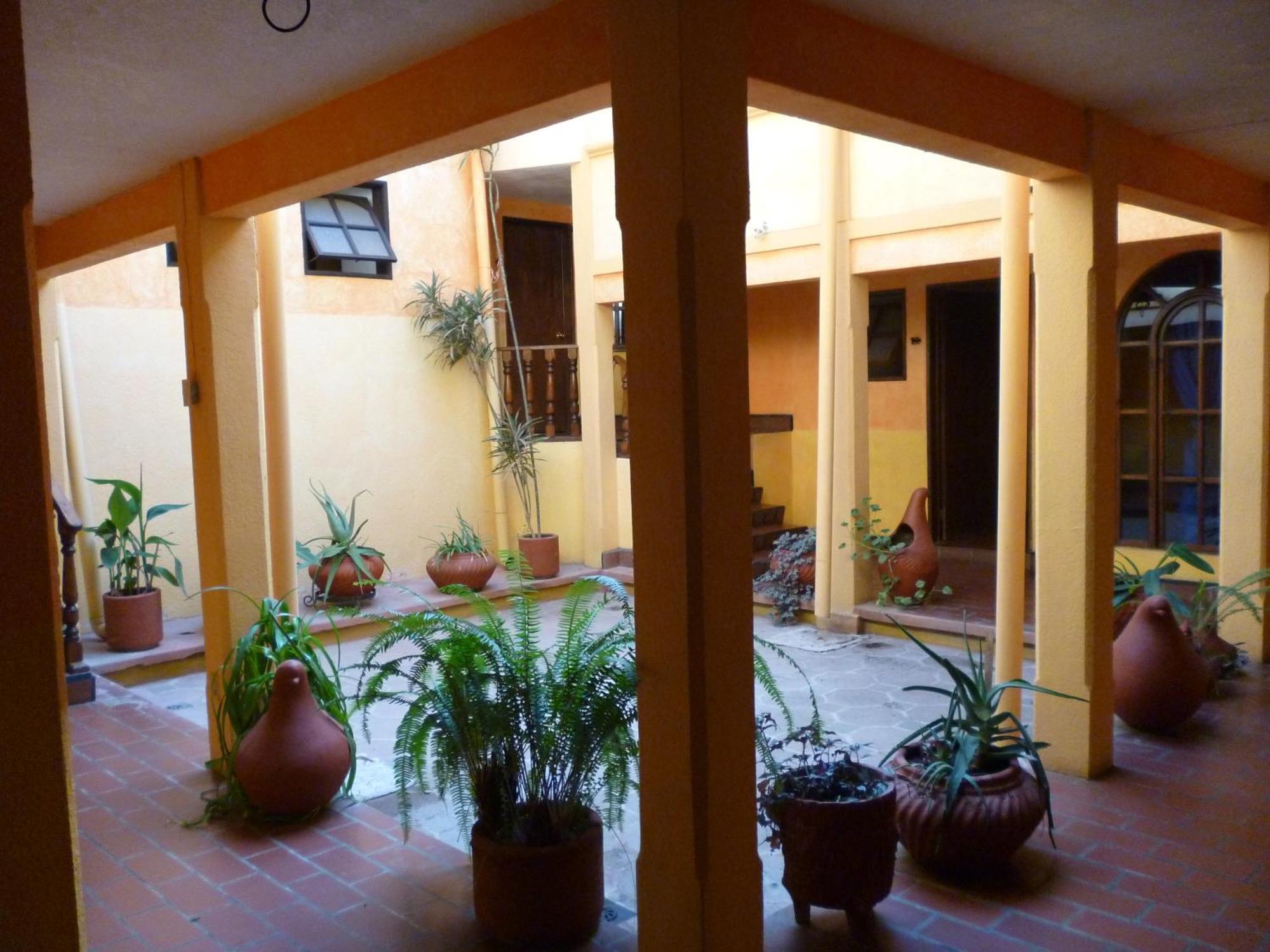 Hotel Plaza Santo Domingo San Cristóbal de Las Casas Eksteriør bilde
