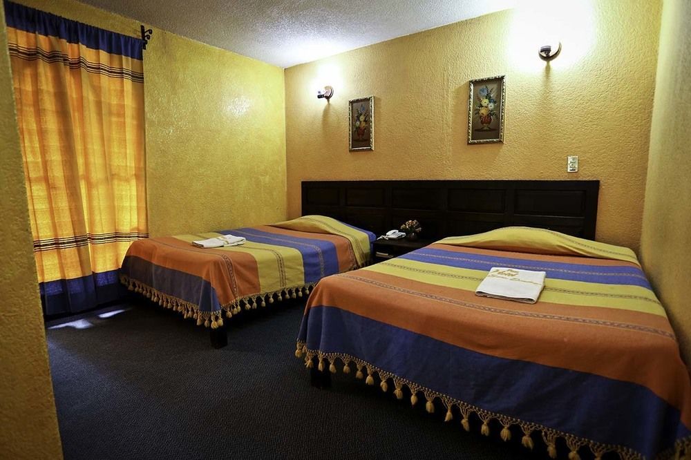 Hotel Plaza Santo Domingo San Cristóbal de Las Casas Eksteriør bilde