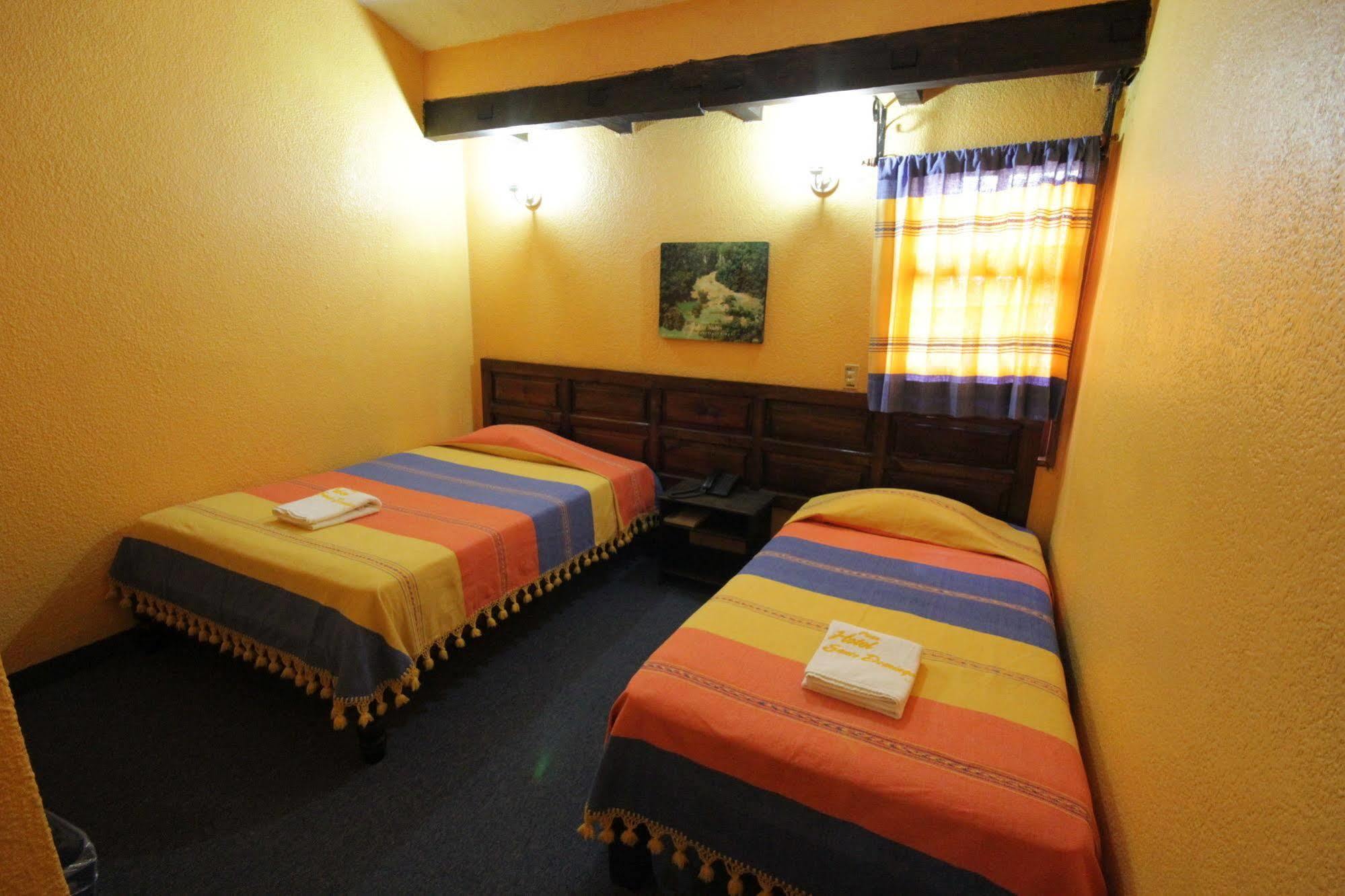 Hotel Plaza Santo Domingo San Cristóbal de Las Casas Eksteriør bilde